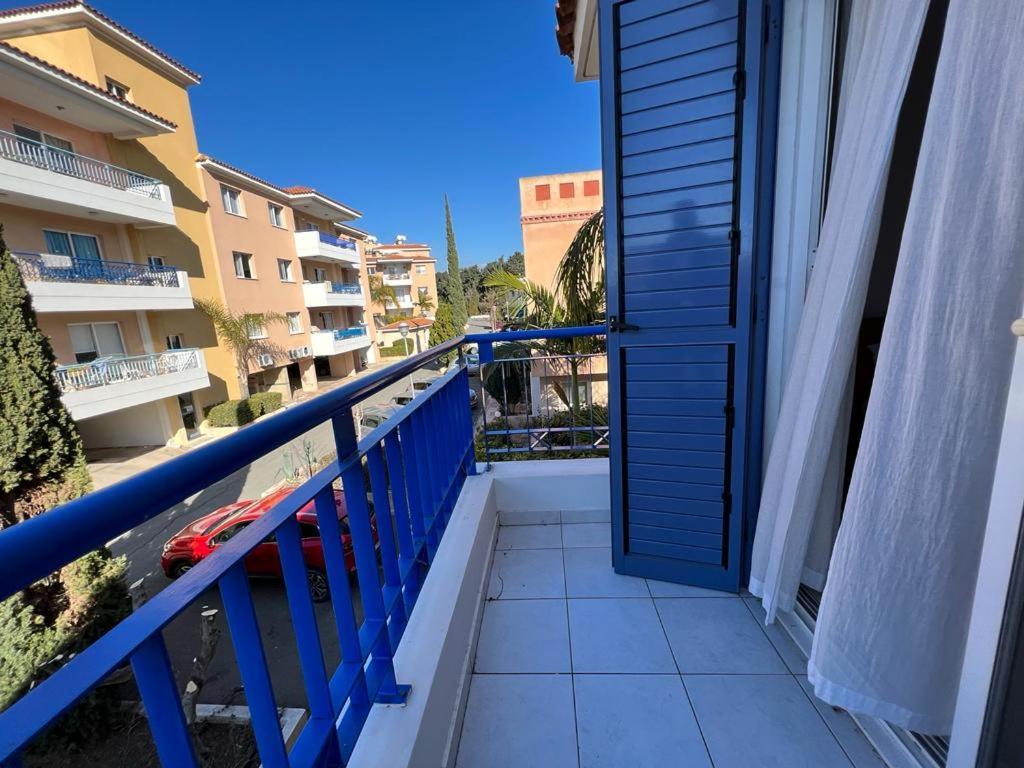 Casa Del Sol Townhouse In Iris Village Paphos ภายนอก รูปภาพ