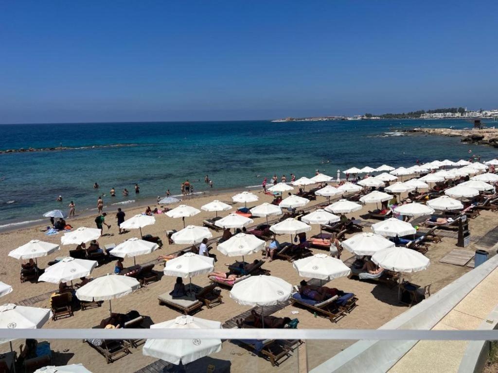 Casa Del Sol Townhouse In Iris Village Paphos ภายนอก รูปภาพ